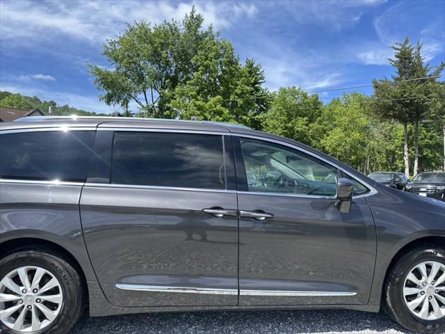 used 2019 Chrysler Pacifica car, priced at $12,999