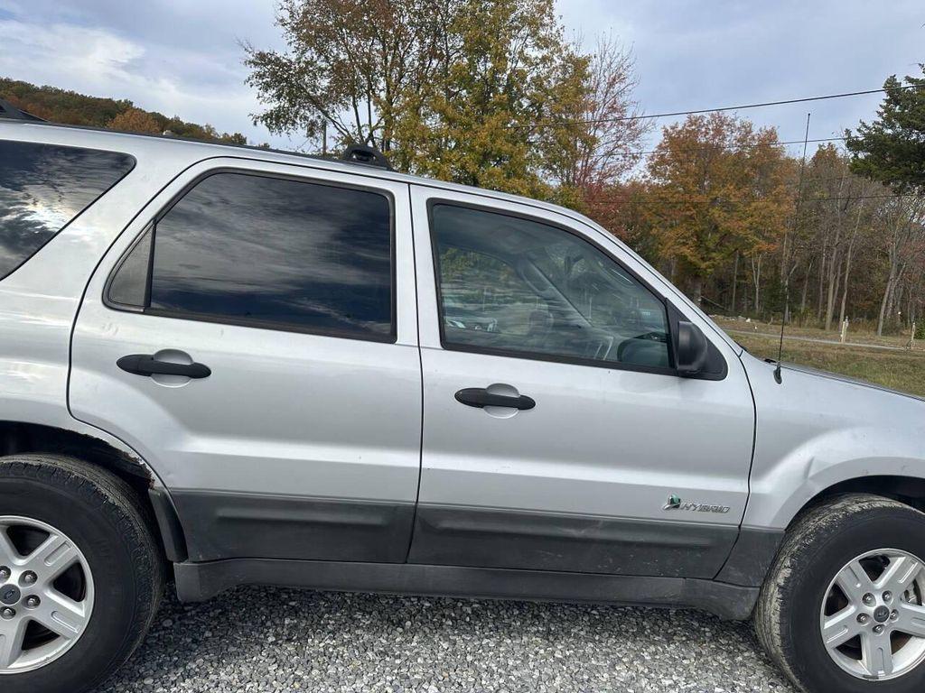 used 2005 Ford Escape Hybrid car, priced at $1,999