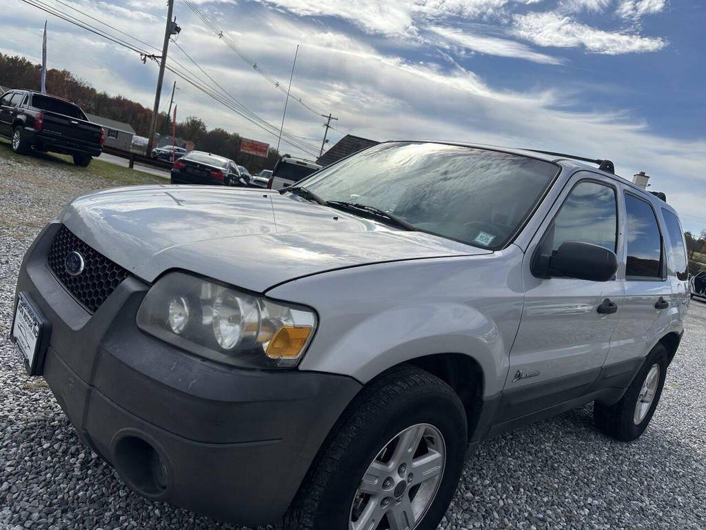 used 2005 Ford Escape Hybrid car, priced at $1,999