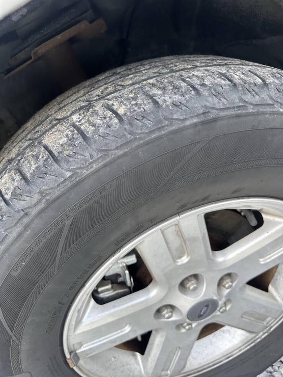 used 2005 Ford Escape Hybrid car, priced at $1,999