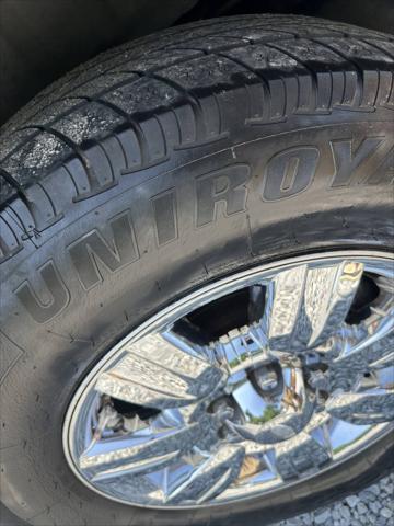 used 2004 Ford Expedition car, priced at $3,599
