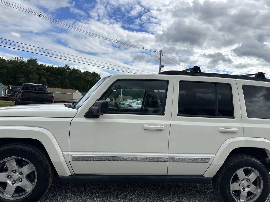 used 2010 Jeep Commander car, priced at $4,100