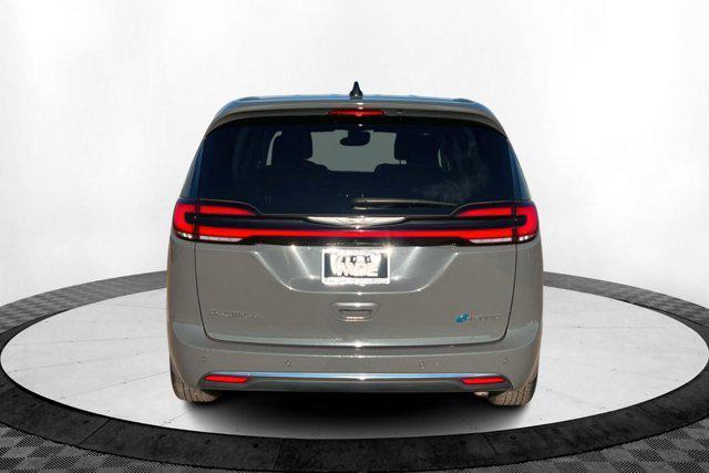 used 2023 Chrysler Pacifica Hybrid car, priced at $28,883