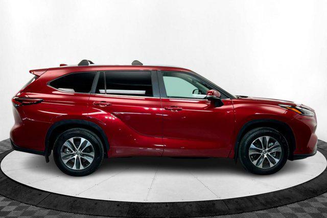 used 2024 Toyota Highlander car, priced at $46,201