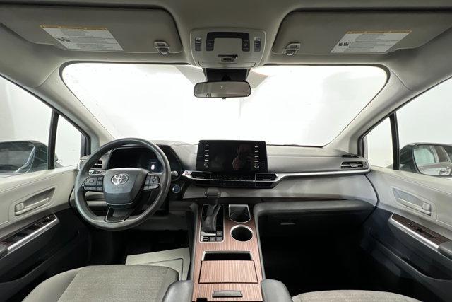 used 2022 Toyota Sienna car, priced at $35,963