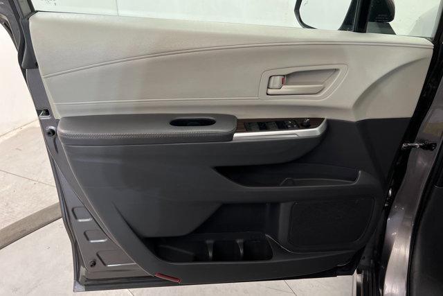 used 2022 Toyota Sienna car, priced at $35,963