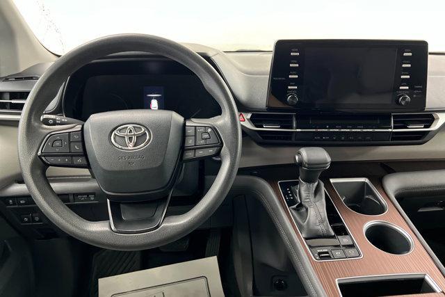 used 2022 Toyota Sienna car, priced at $35,963
