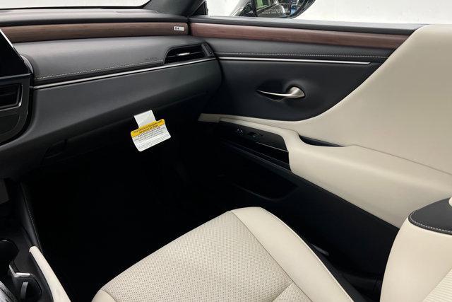 used 2025 Lexus ES 300h car, priced at $51,591