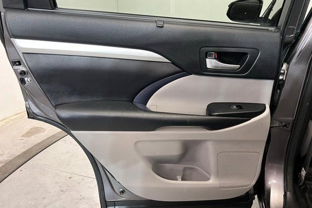 used 2018 Toyota Highlander car, priced at $19,191