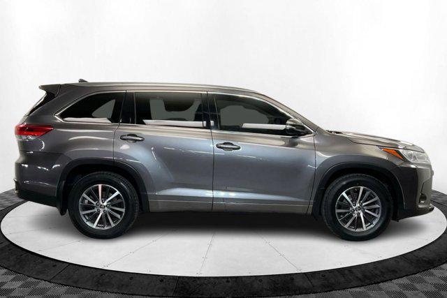 used 2018 Toyota Highlander car, priced at $19,191