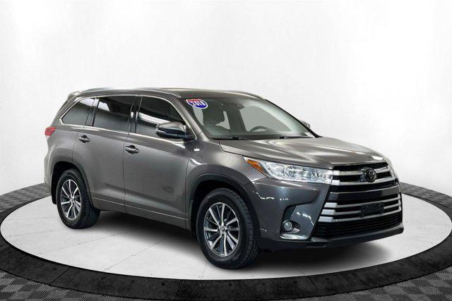 used 2018 Toyota Highlander car, priced at $19,191