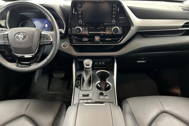 used 2021 Toyota Highlander car, priced at $36,842