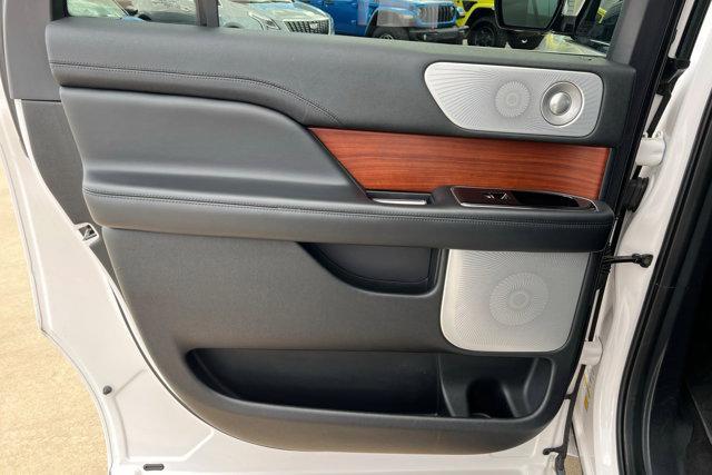 used 2019 Lincoln Navigator L car, priced at $35,199