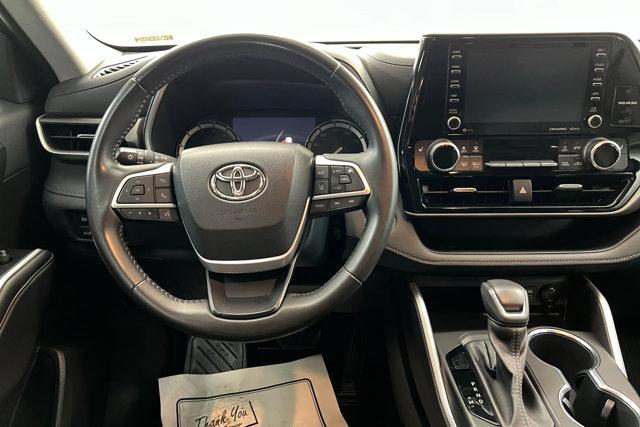 used 2022 Toyota Highlander car, priced at $33,985