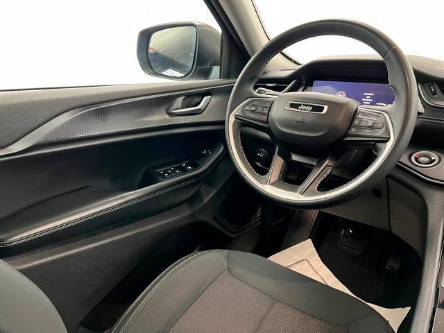 used 2023 Jeep Grand Cherokee car, priced at $25,819