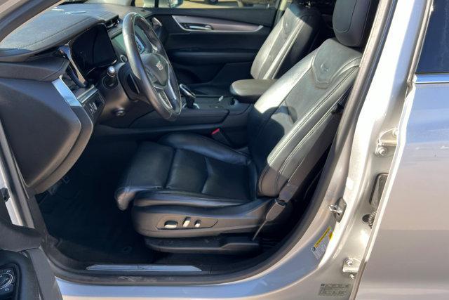 used 2017 Cadillac XT5 car, priced at $17,325