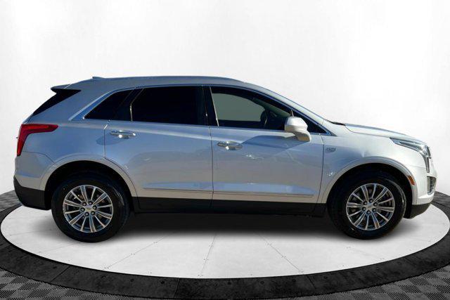 used 2017 Cadillac XT5 car, priced at $17,325