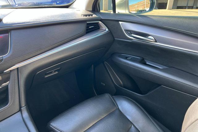 used 2017 Cadillac XT5 car, priced at $17,325