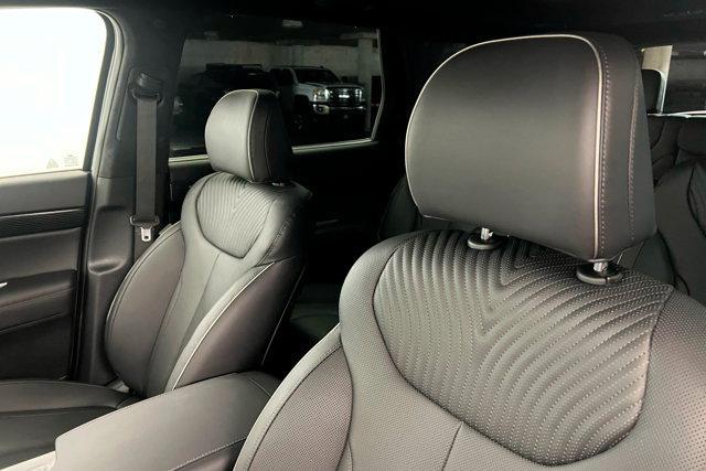 used 2025 Hyundai Palisade car, priced at $50,312