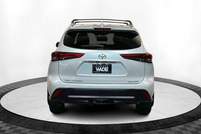 used 2022 Toyota Highlander car, priced at $33,932