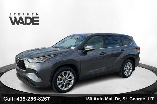 used 2021 Toyota Highlander car, priced at $32,659