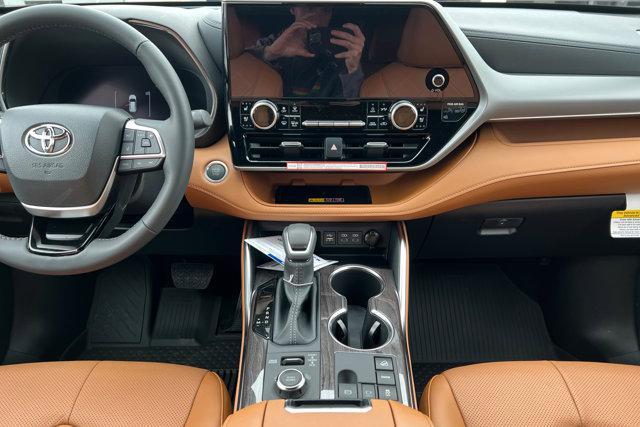 new 2026 Toyota Highlander car, priced at $56,207