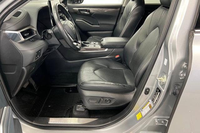 used 2023 Toyota Highlander Hybrid car, priced at $46,025