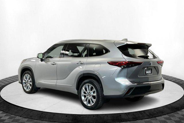 used 2023 Toyota Highlander Hybrid car, priced at $46,025