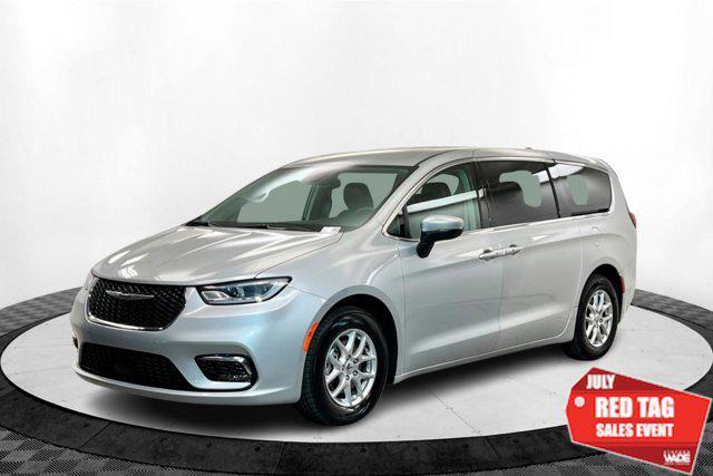used 2023 Chrysler Pacifica car, priced at $22,408