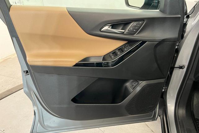 used 2025 Chevrolet Equinox car, priced at $34,090