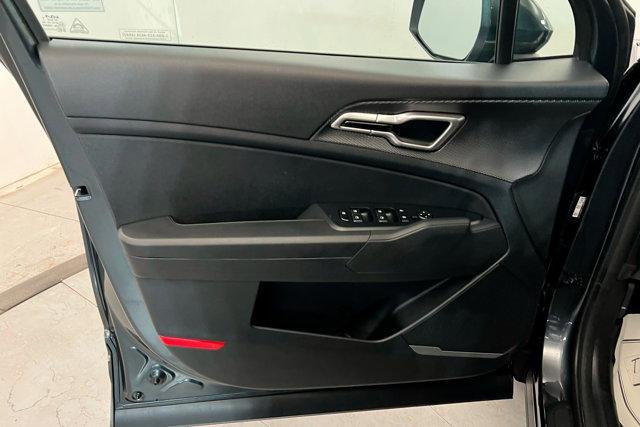 used 2025 Kia Sportage Hybrid car, priced at $31,035