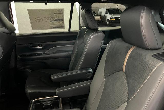 new 2025 Toyota Grand Highlander Hybrid car, priced at $62,213