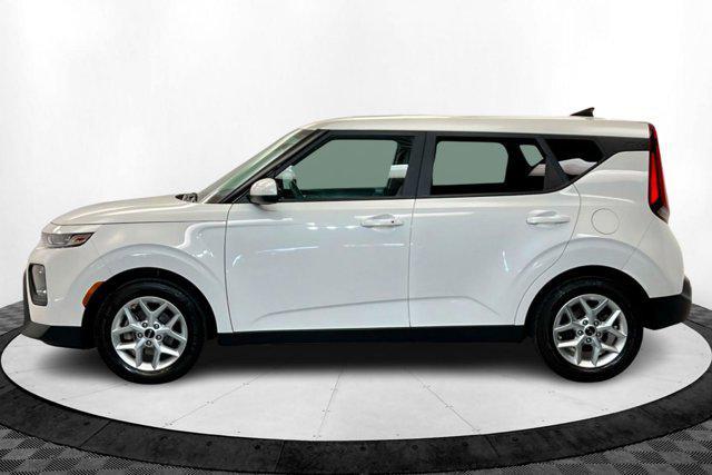 used 2022 Kia Soul car, priced at $17,201