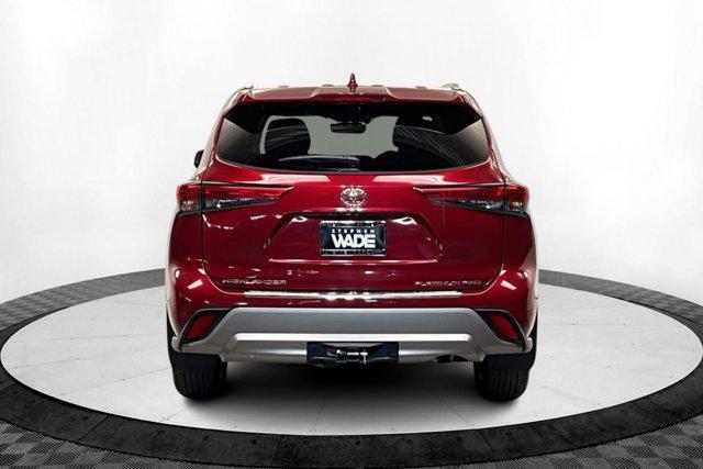 used 2022 Toyota Highlander car, priced at $45,802