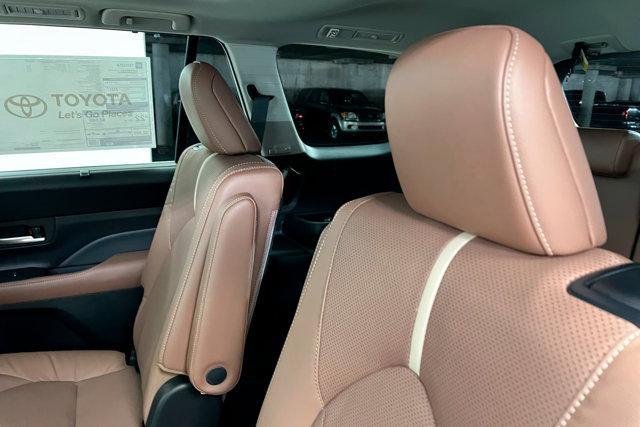new 2025 Toyota Grand Highlander car, priced at $59,112