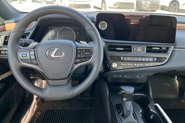 used 2025 Lexus ES 350 car, priced at $50,848