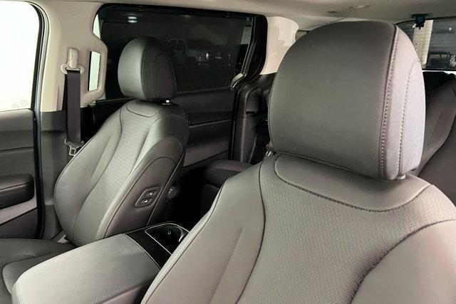 used 2025 Kia Carnival Hybrid car, priced at $52,547