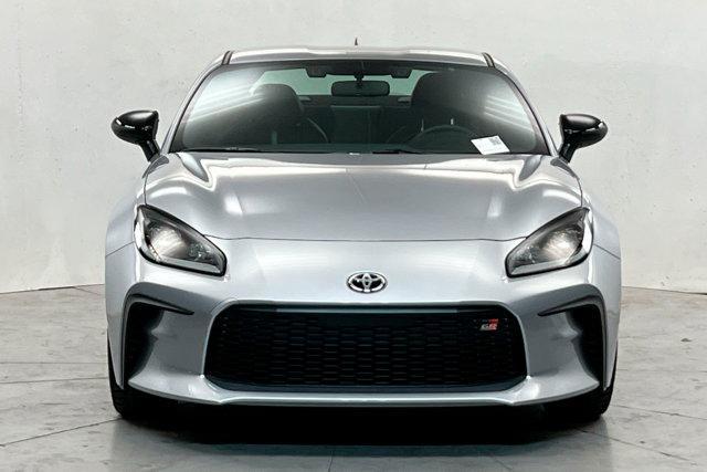 new 2025 Toyota GR86 car, priced at $36,634