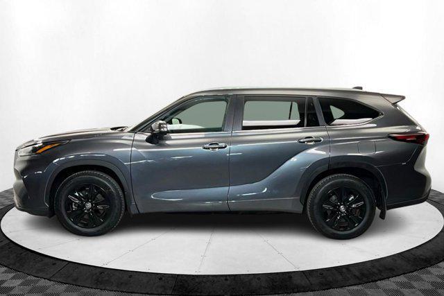 used 2024 Toyota Highlander car, priced at $43,491