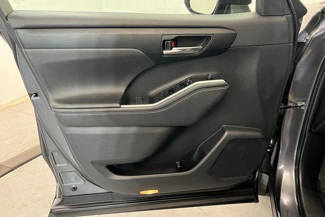 used 2024 Toyota Highlander car, priced at $43,491