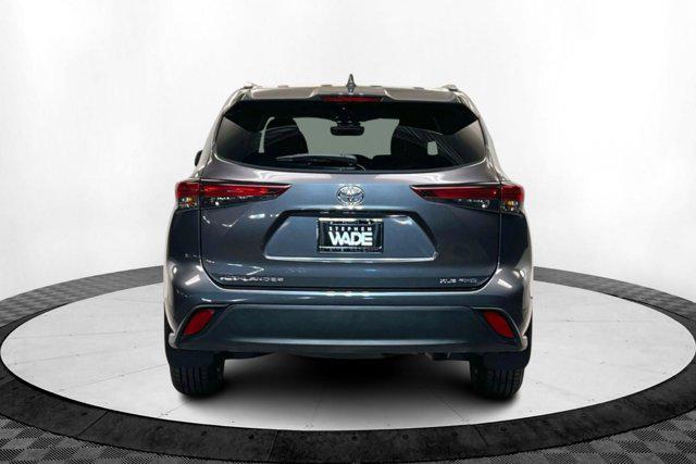 used 2024 Toyota Highlander car, priced at $43,491