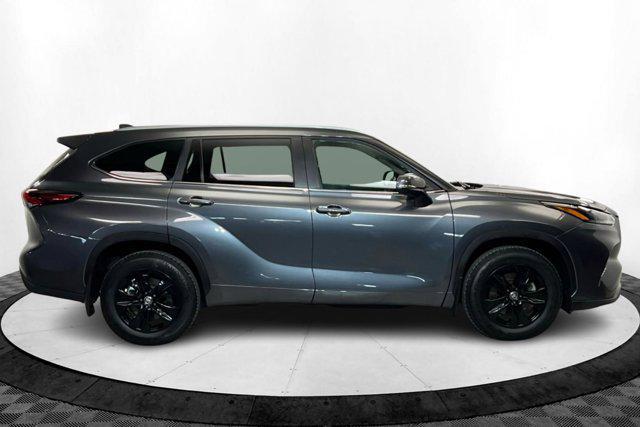 used 2024 Toyota Highlander car, priced at $43,491