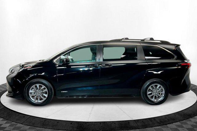 used 2021 Toyota Sienna car, priced at $31,204
