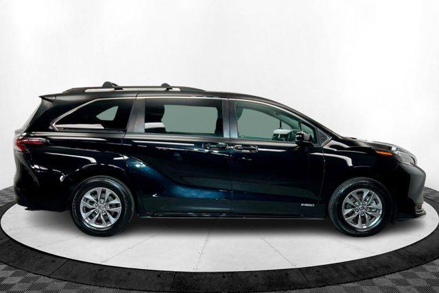 used 2021 Toyota Sienna car, priced at $31,204