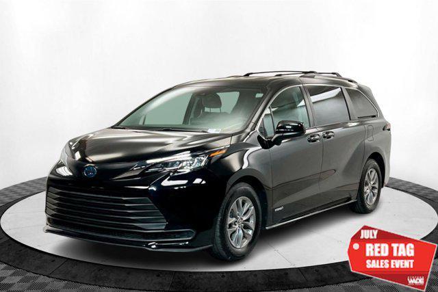 used 2021 Toyota Sienna car, priced at $31,204