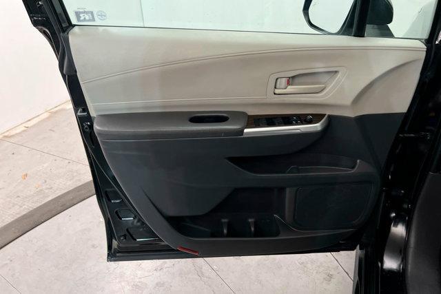 used 2021 Toyota Sienna car, priced at $31,204