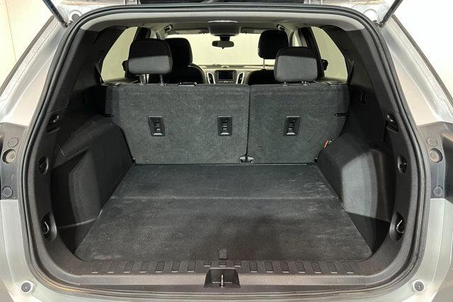 used 2021 Chevrolet Equinox car, priced at $17,318