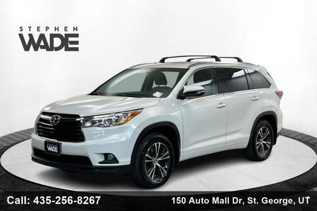 used 2016 Toyota Highlander car, priced at $19,260