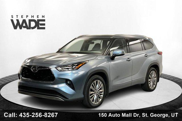 used 2022 Toyota Highlander car, priced at $38,780