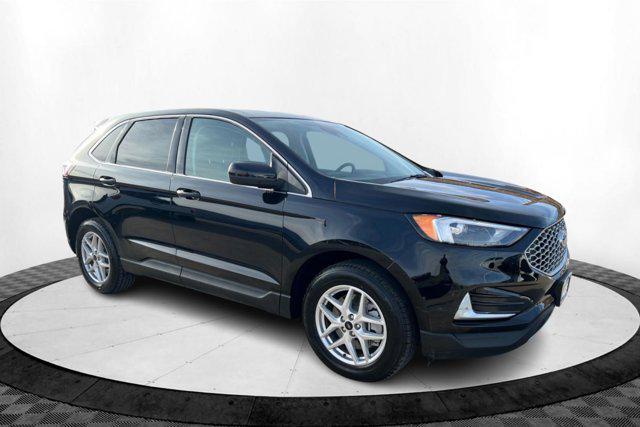 used 2024 Ford Edge car, priced at $31,616